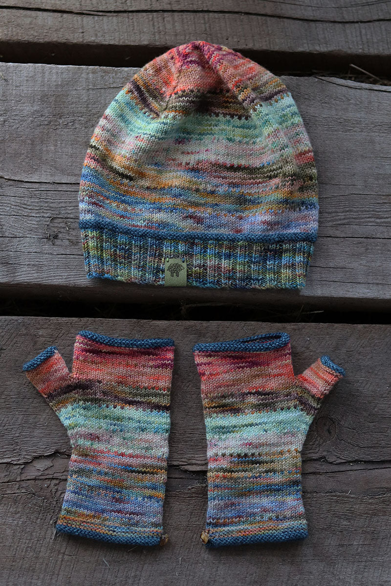 Koigu Pencil Box Collection 3.0 Patterns - Pictor Hat and Fingerless Gloves - PDF Download - Extra Image

