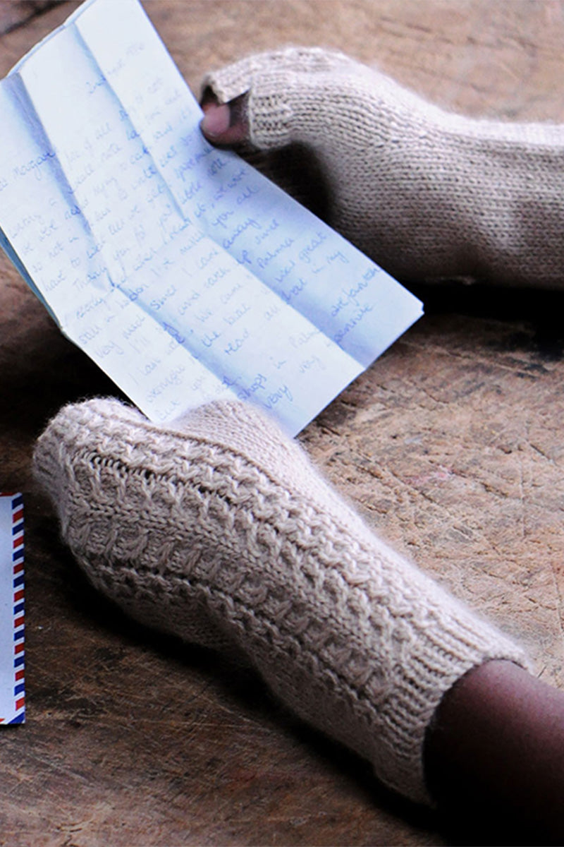 The Fibre Co. Patterns - Cable Wristwarmers - Road to China Light - PDF Download - Extra Image
