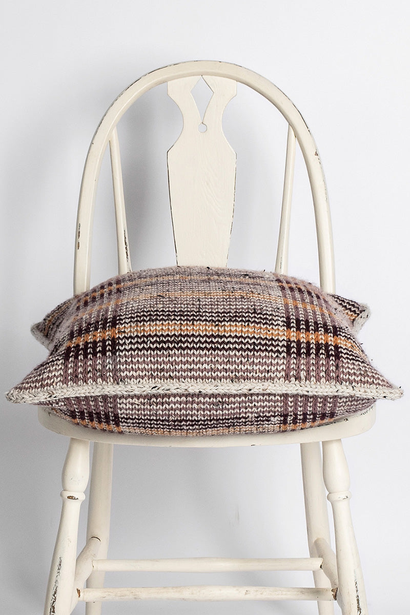 Blue Sky Fibers - Woolstok Tweed Patterns - Brentwood Pillow - PDF Download - Extra Image
