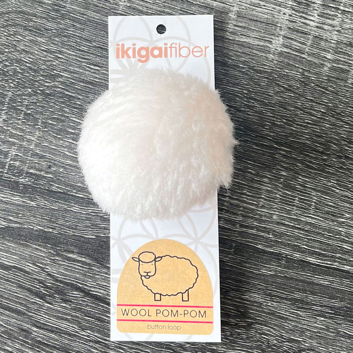 Ikigai Fiber Wool Pom Poms - White Wool Pom 8cm - Extra Image