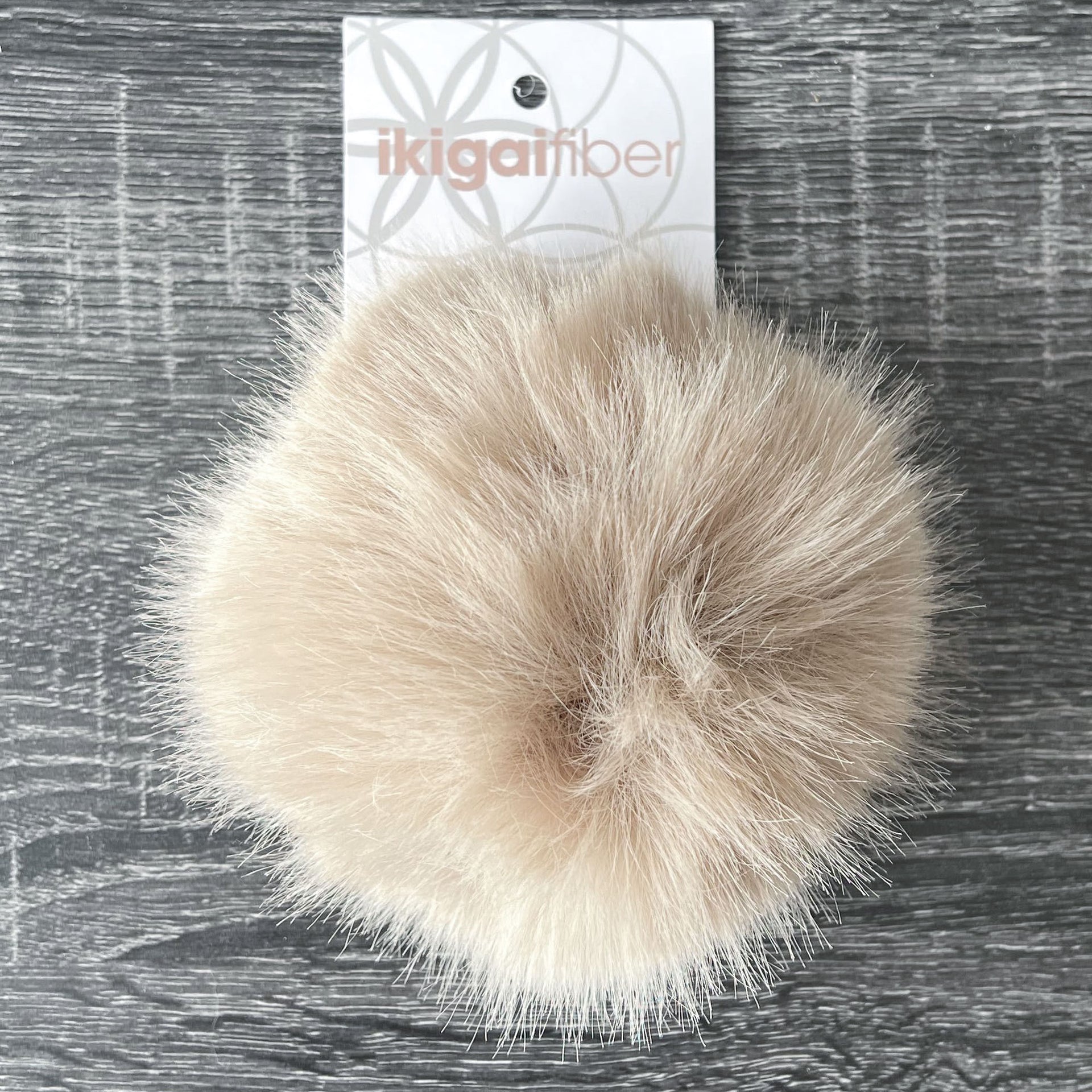 Ikigai Fiber Faux Luxe Pom Poms - Xl Lux Beige - Zoom Image
