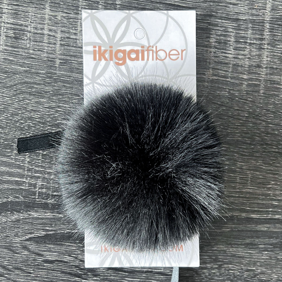 Ikigai Fiber Faux Luxe Pom Poms - Med Lux Black - Extra Image