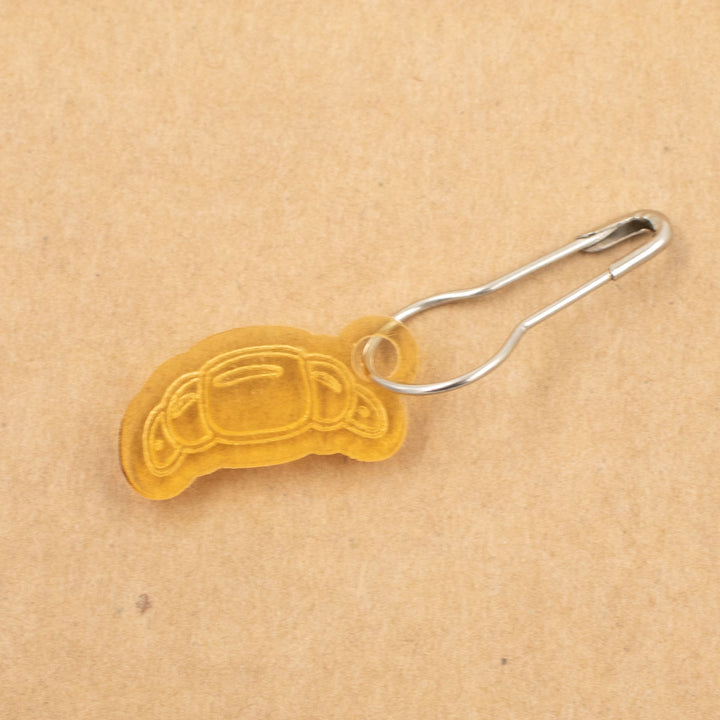 Birdie Parker Stitch Markers - Croissant - Extra Image