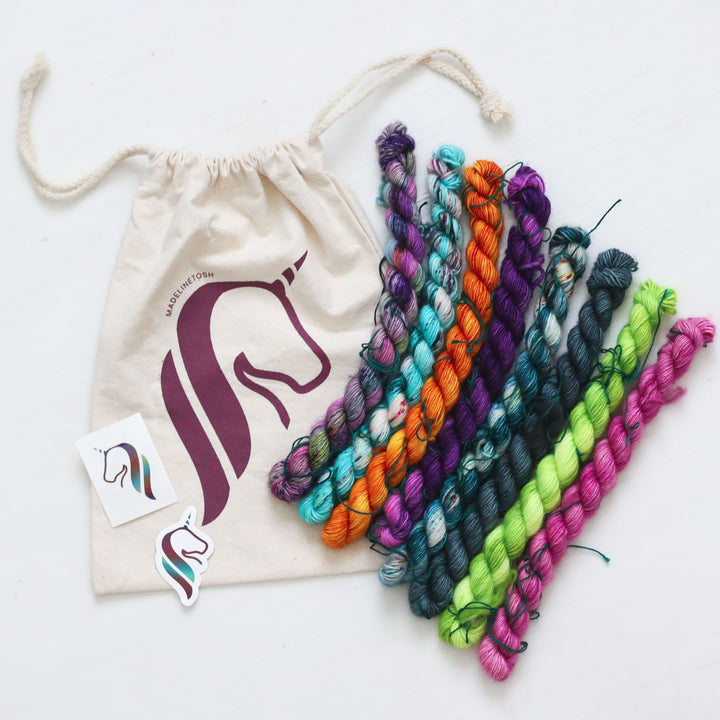 Madelinetosh Tosh Kits - Motley Hoof UT Cowl Kit - Zoom Image