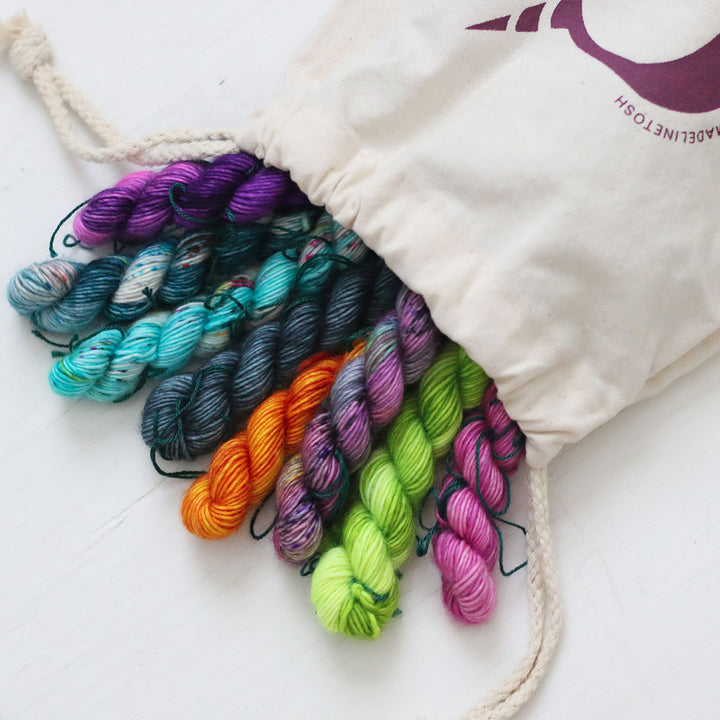 Madelinetosh Tosh Kits - Motley Hoof UT Cowl Kit - Extra Image