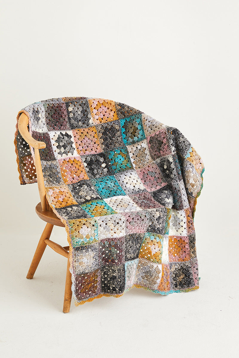 Sirdar Jewelspun Granny Square Blanket Kit - Extra Image