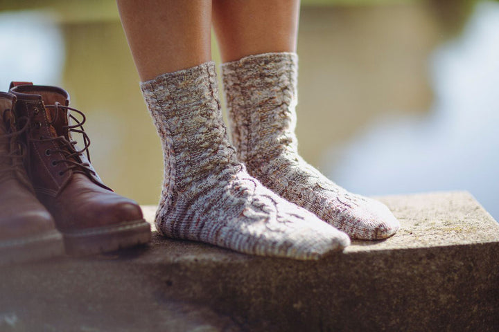 Madelinetosh Roam Socks Kit - Extra Image