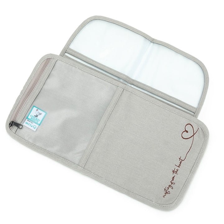 della Q Chicken Boots Interchangeable Needle Case - *Linen - Slate - Extra Image