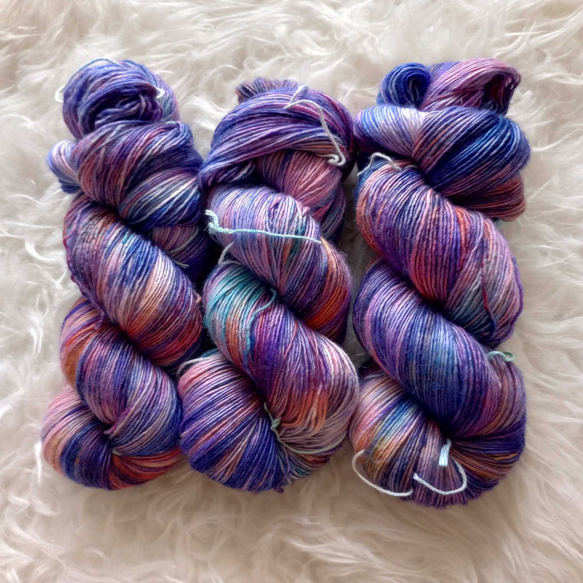 Madelinetosh Tosh DK Yarn - Yarn is a Verb - Zoom Image
