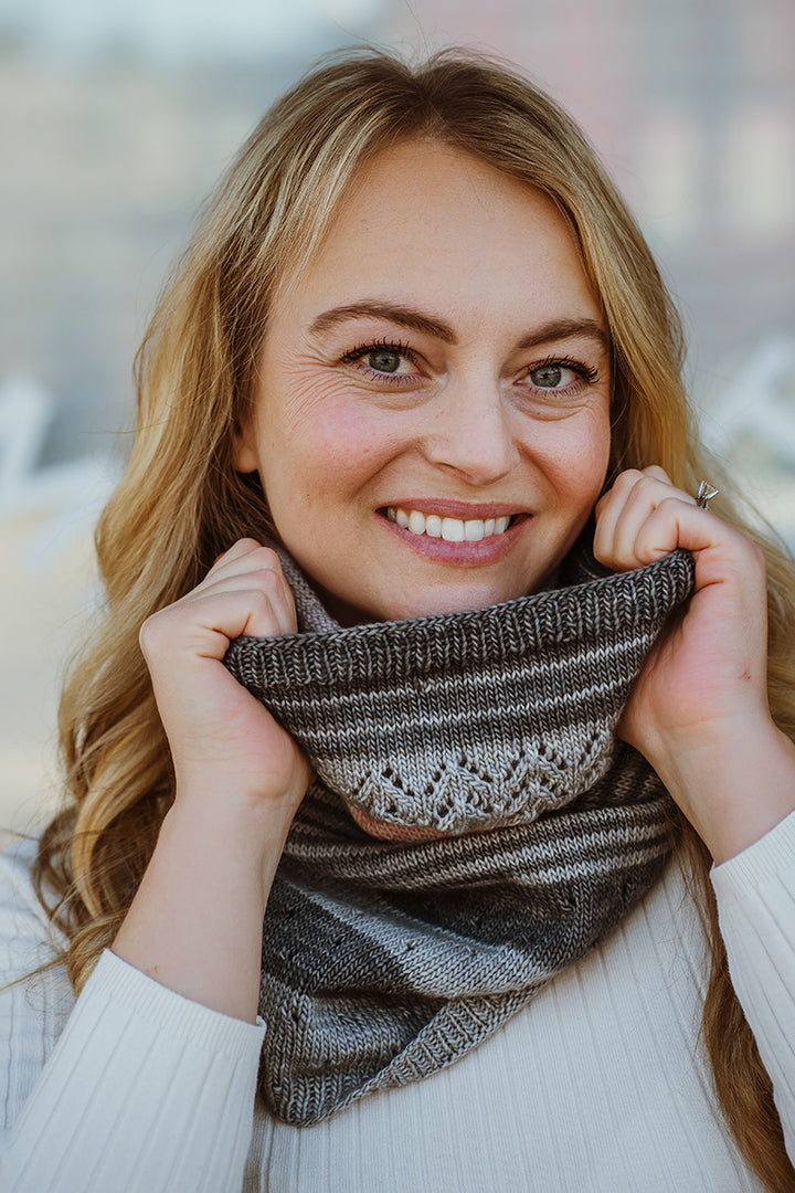 Madelinetosh 3 Color Cowl Kit - Extra Image