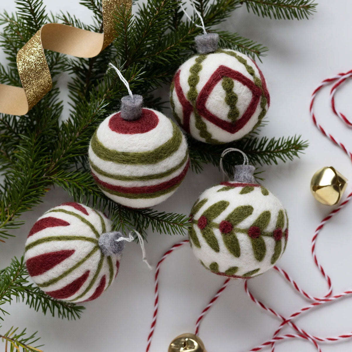 Felted Sky Sculpting With Wool Needle Felting Kits - Christmas Ornaments - Extra Image
