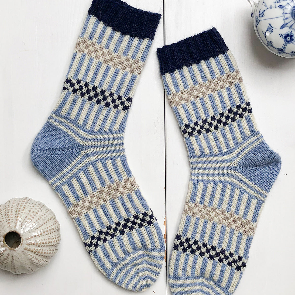 Knitting for Olive Strandkorb Socks Kit - Extra Image
