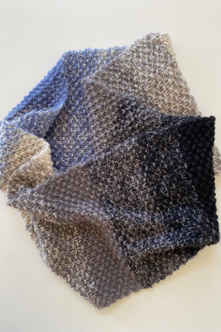 Yarn Citizen Stairstep Cowl  Kit - Extra Image