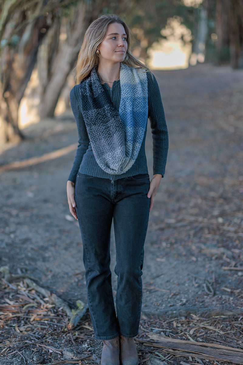 Yarn Citizen Stairstep Cowl  Kit - Extra Image