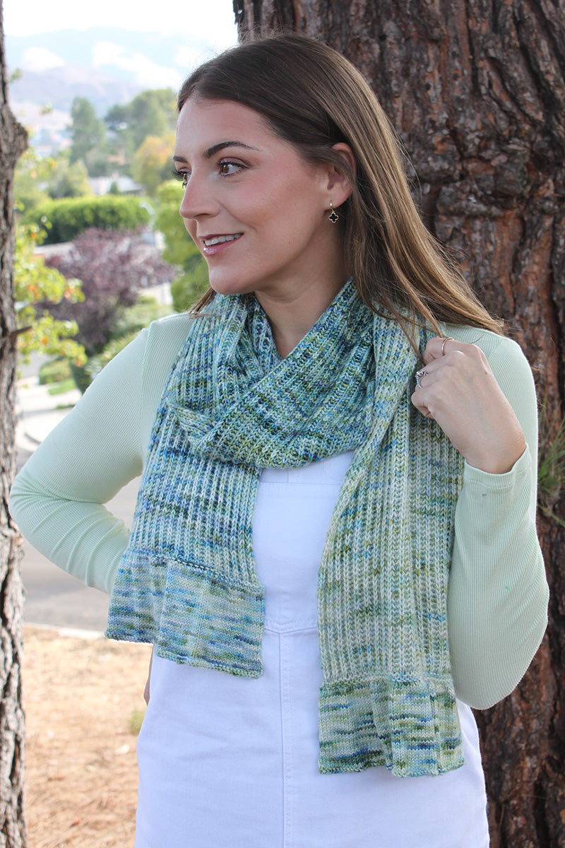 Dream In Color Frosted Forest Scarf Kit - Extra Image
