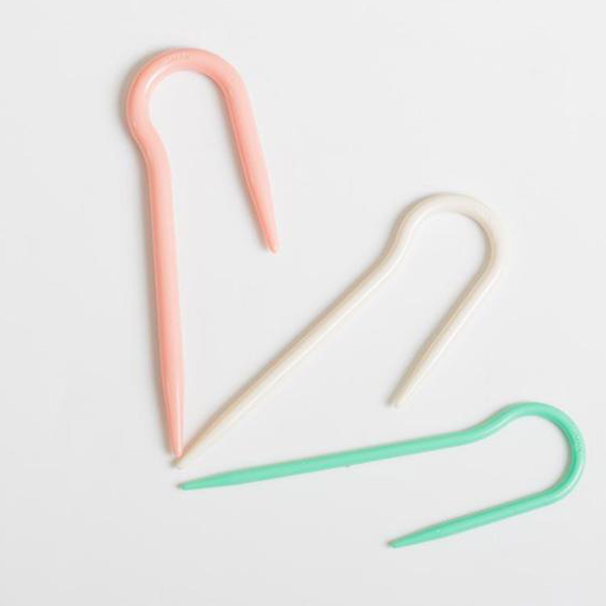 Clover Cable Stitch Holders - U-Shaped Cable Needle - Zoom Image