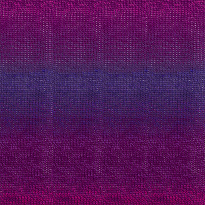 Cascade Yarns 220 Superwash Wave Yarn - 117 Grapes - Extra Image