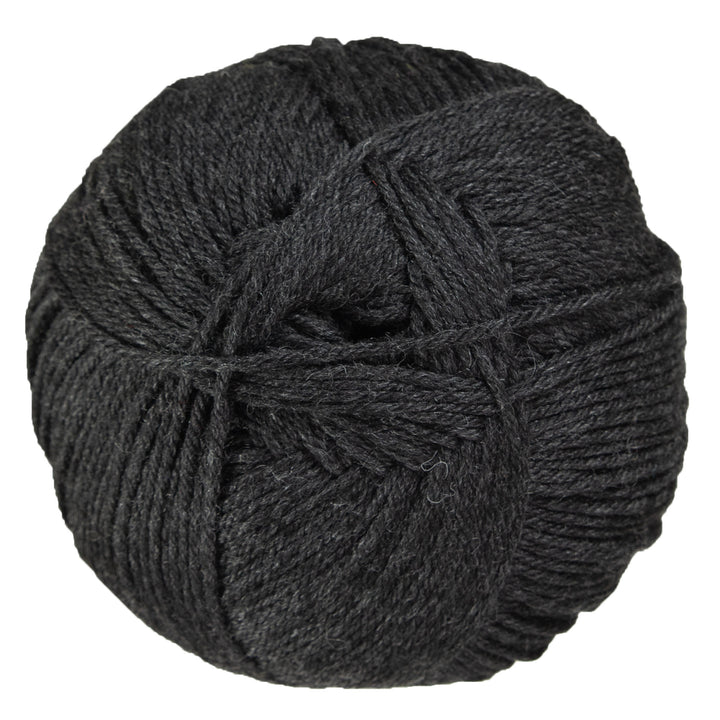 Cascade Yarns 220 Superwash Merino Yarn - 082 Jet - Zoom Image