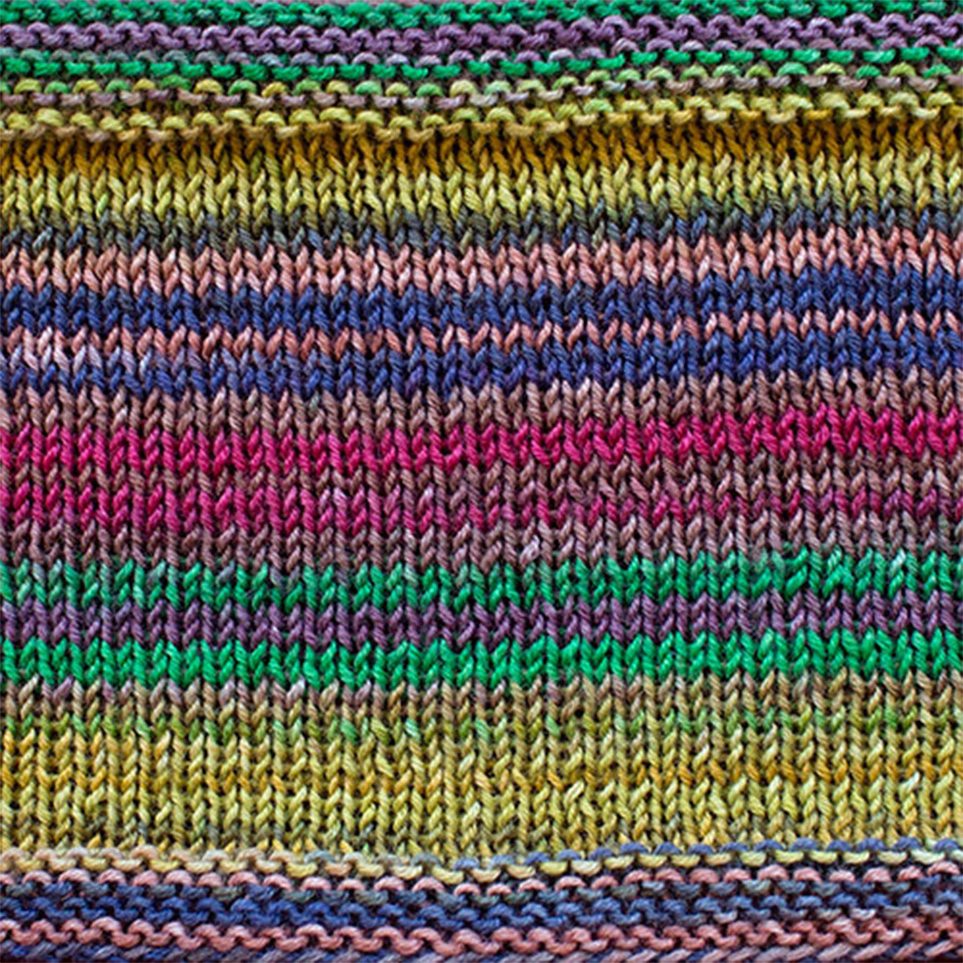 Urth Yarns Uneek Fingering Yarn - 3018 - Zoom Image
