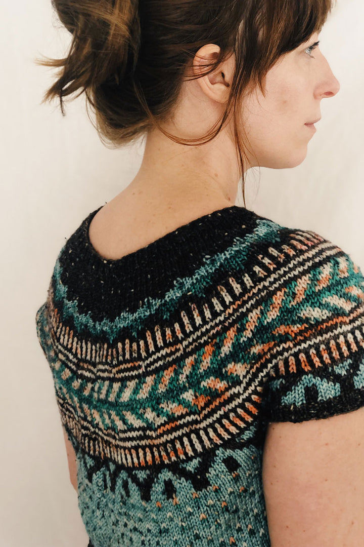 Boyland Knitworks Caitlin Hunter Patterns - Soldotna Crop - Extra Image