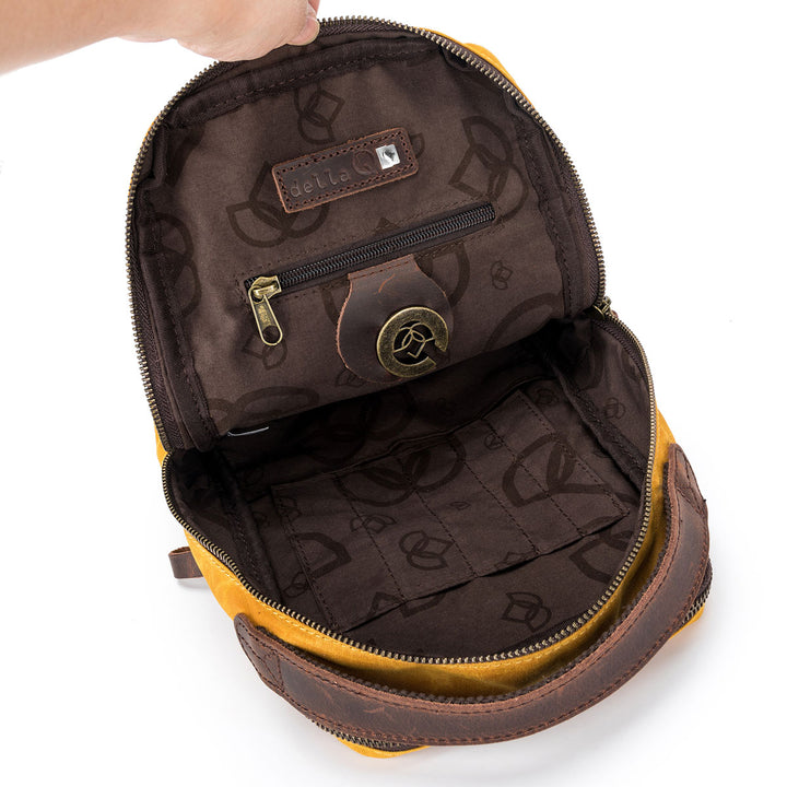 della Q Maker's Mini Messenger - Olive - Extra Image