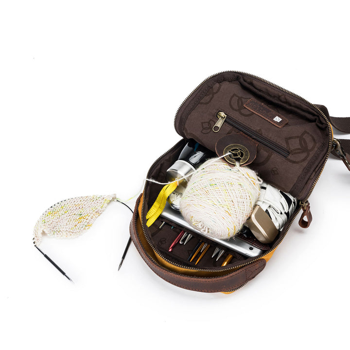 della Q Maker's Mini Messenger - Mustard - Extra Image