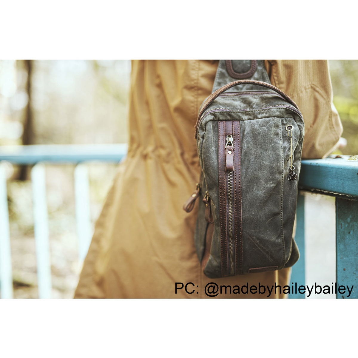 della Q Maker's Mini Messenger - Mustard - Extra Image