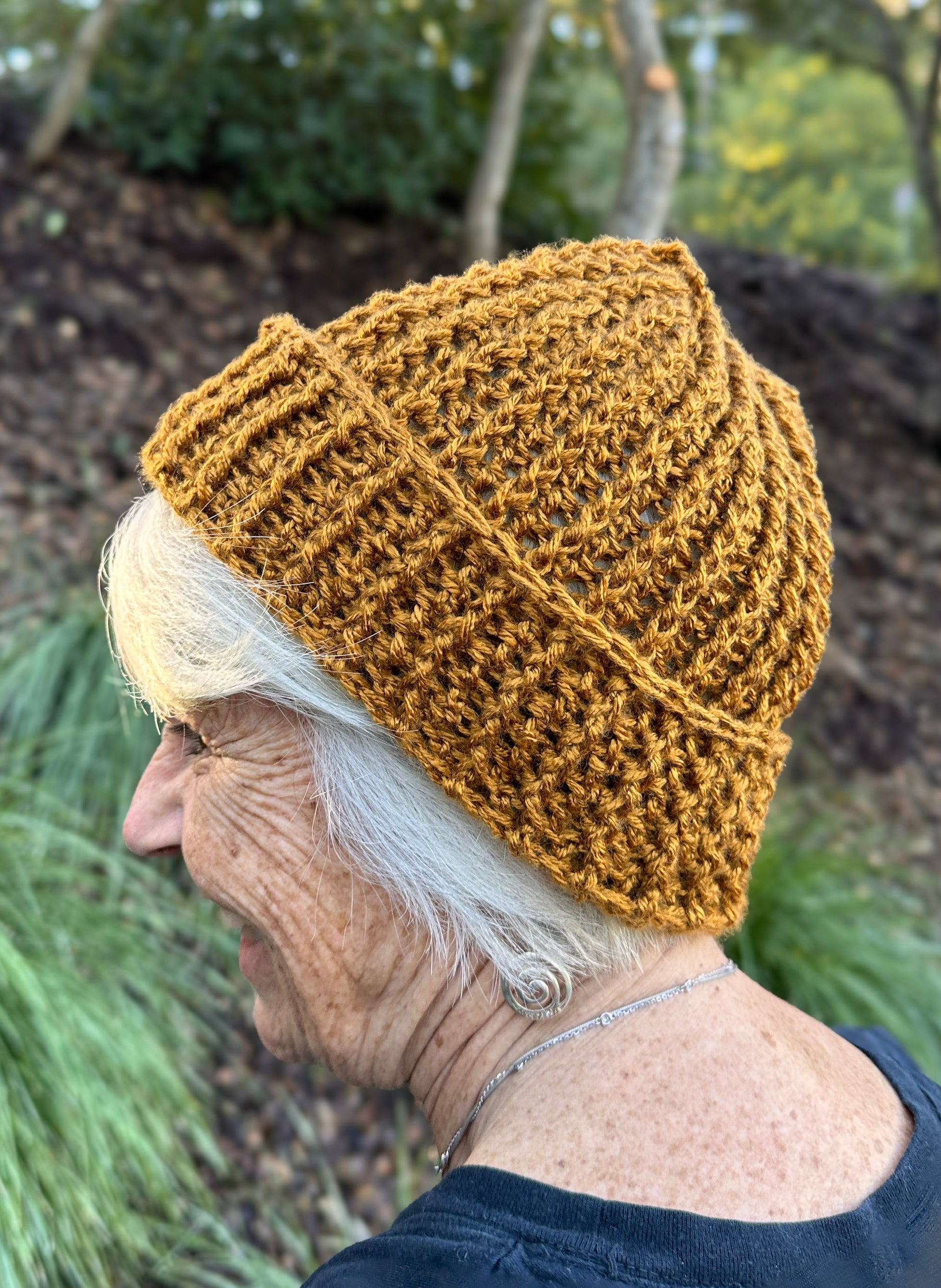 Jimmy Beans Wool Patterns - Hattitude Beanie - PDF Download
