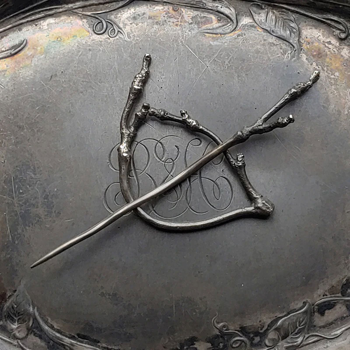 JUL Shawl Pins and Sticks - Twig Lace Pin
