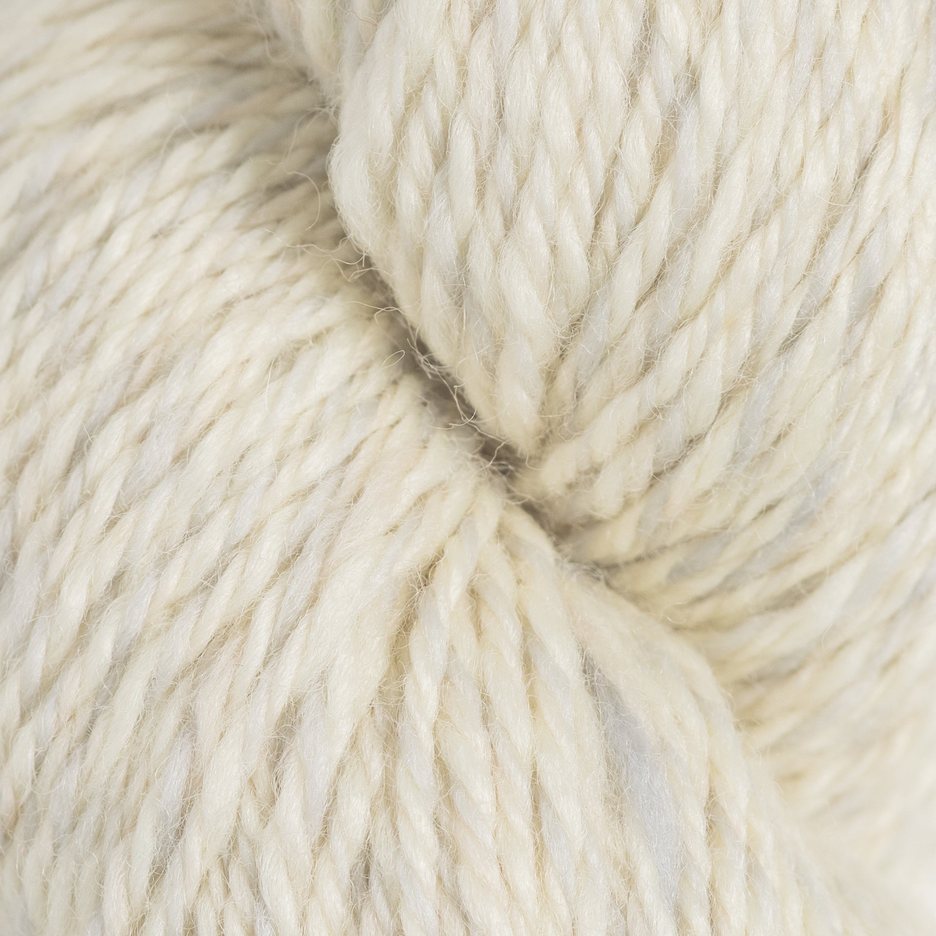 Urth Yarns Spiral Grain Yarn - Almond
