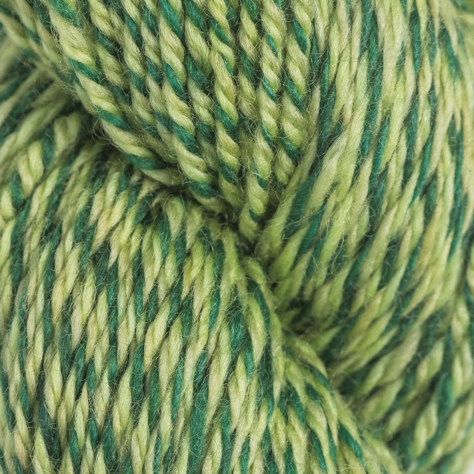 Urth Yarns Spiral Grain Yarn - Matcha
